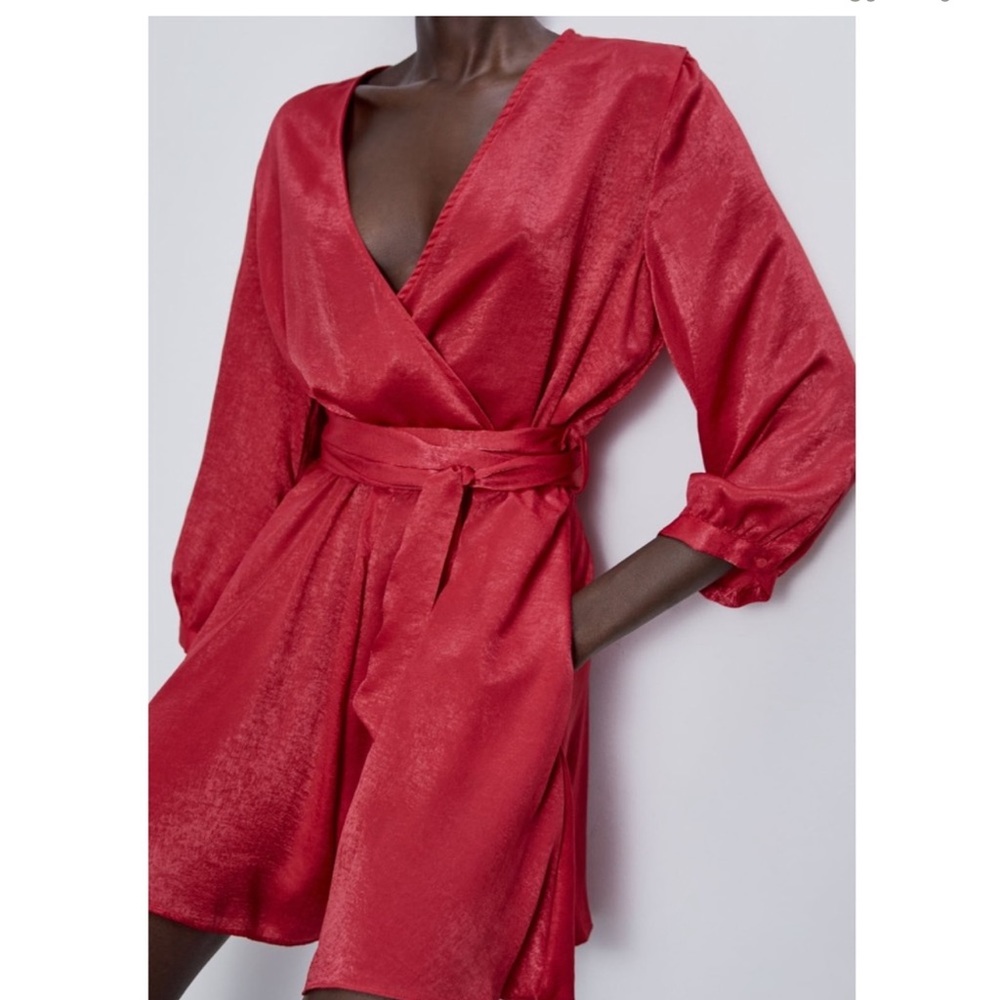 Dress  from Zara, red size M worn once , very good condition.